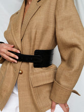 Load image into Gallery viewer, FAÇONNABLE leather belt
