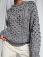 Load image into Gallery viewer, CAROLL knitted jumper
