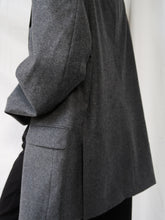 Load image into Gallery viewer, PIERRE CARDIN grey blazer
