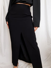 Load image into Gallery viewer, &quot;Alma&quot; black skirt
