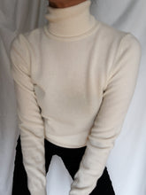 Load image into Gallery viewer, BENETTON merino turtleneck
