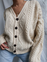 Load image into Gallery viewer, &quot;Oxford&quot; knitted cardigan
