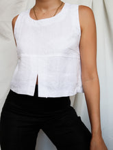 Load image into Gallery viewer, &quot;Nina&quot; linen top
