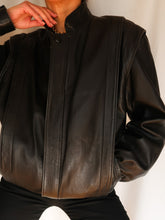 Load image into Gallery viewer, 90&#39; leather jacket
