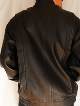 Load image into Gallery viewer, 90&#39; leather jacket
