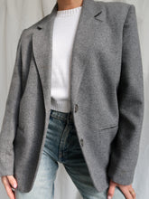 Load image into Gallery viewer, &quot;Irina&quot; wool blazer
