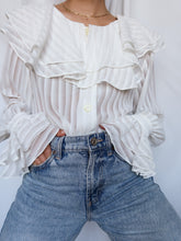 Load image into Gallery viewer, &quot;Rania&quot; vintage shirt
