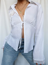 Load image into Gallery viewer, &quot;Rose&quot; vintage shirt

