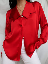 Load image into Gallery viewer, &quot;Dracy&quot; silk shirt
