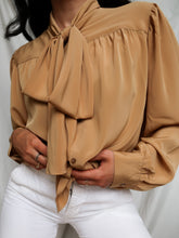 Load image into Gallery viewer, CAROLINE ROHMER blouse

