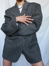 Load image into Gallery viewer, &quot;Mr Grey&quot; vintage blazer
