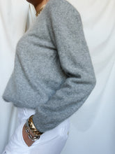 Load image into Gallery viewer, &quot;Nina&quot; pure cashmere jumper
