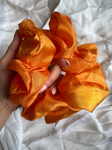 « Sunflower » silk scrunchie