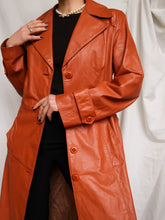 Load image into Gallery viewer, &quot;Harr&quot; leather trench
