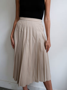"Nina" pleated skirt