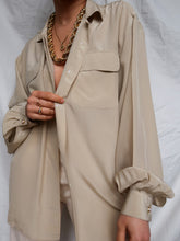 Load image into Gallery viewer, &quot;Sand&quot; silk shirt
