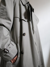 Load image into Gallery viewer, Light green trench coat
