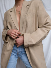 Load image into Gallery viewer, &quot;Montaigne&quot; beige blazer
