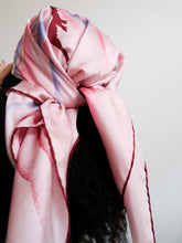 Load image into Gallery viewer, &quot;Birdy&quot; silk scarf
