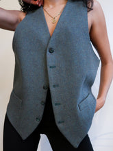Load image into Gallery viewer, &quot;Sergio&quot; tailored vest
