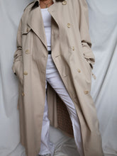 Load image into Gallery viewer, &quot;Dunes&quot; Trench coat
