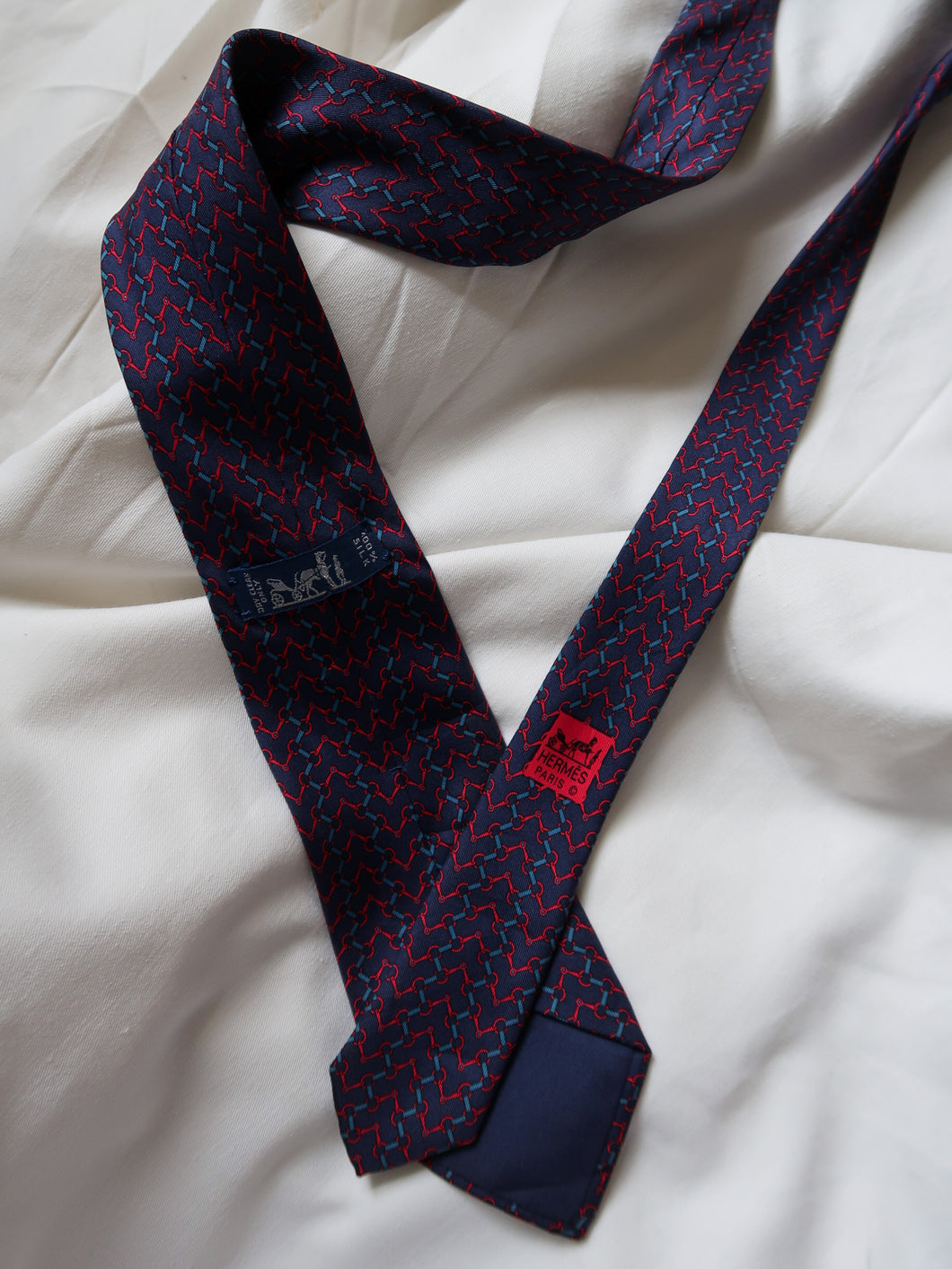 HERMES silk tie