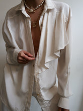 Load image into Gallery viewer, &quot;Eva&quot; ivory shirt
