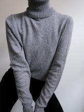 Load image into Gallery viewer, Cashmere turtleneck
