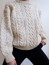 Load image into Gallery viewer, &quot;British&quot; knitted jumper
