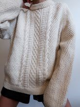 Load image into Gallery viewer, Wool knit jumper
