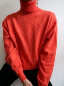 "Bloody orange" cashmere knit