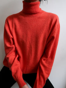 "Bloody orange" cashmere knit
