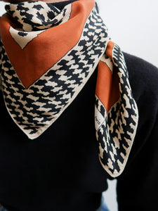 "Scarf ace" silk scarf