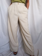 Load image into Gallery viewer, LOUIS FERAUD ivory pants
