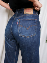 Load image into Gallery viewer, LEVI&#39;S 501 denim pants (W30)
