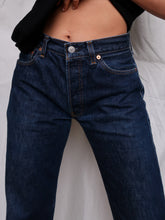 Load image into Gallery viewer, LEVI&#39;S 501 denim pants (W30)
