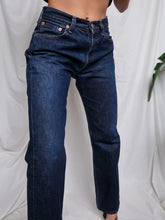 Load image into Gallery viewer, LEVI&#39;S 501 denim pants (W30)
