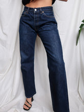 Load image into Gallery viewer, LEVI&#39;S 501 denim pants (W30)
