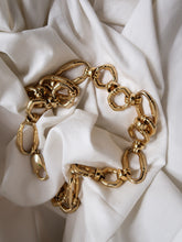 Load image into Gallery viewer, &quot;Dalida&quot; chain belt
