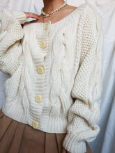 Load image into Gallery viewer, DESTOCK knitted cardigan
