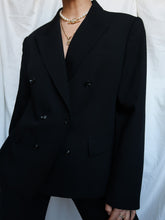 Load image into Gallery viewer, &quot;Gabriella&quot; Black blazer
