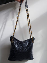 Load image into Gallery viewer, &quot;Marine&quot; quilted bag
