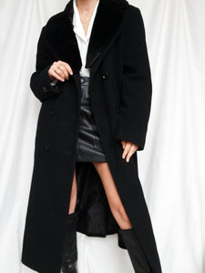 "Aude" black coat