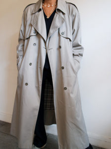 "Dal" trench coats