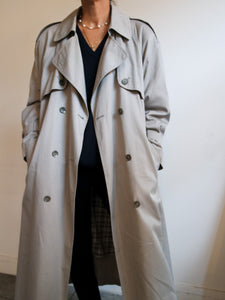 "Dal" trench coats