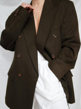 Load image into Gallery viewer, &quot;Boby&quot; Brown blazer
