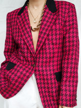 Load image into Gallery viewer, &quot;Leana&quot; pink blazer
