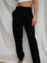 Load image into Gallery viewer, Black pleated pants
