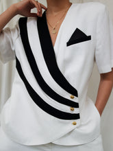 Load image into Gallery viewer, &quot;Malia&quot; vest
