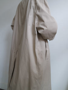 BURBERRY trench coat